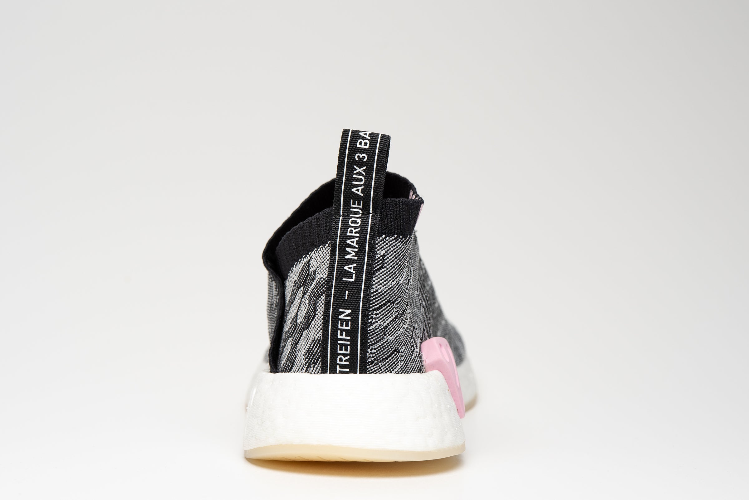 pude alkove Sammensætning Adidas NMD CS2 Primeknit Boost Core Black Wonder Pink | Women's Shoes